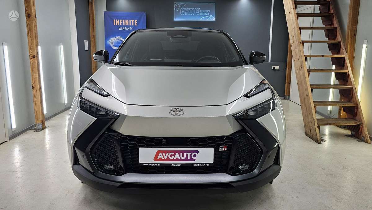 Toyota C-HR - 1