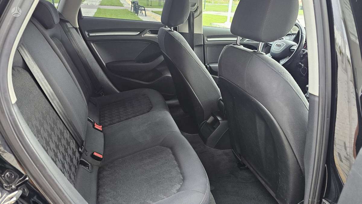 Audi A3, 1.2 l., hatchback
