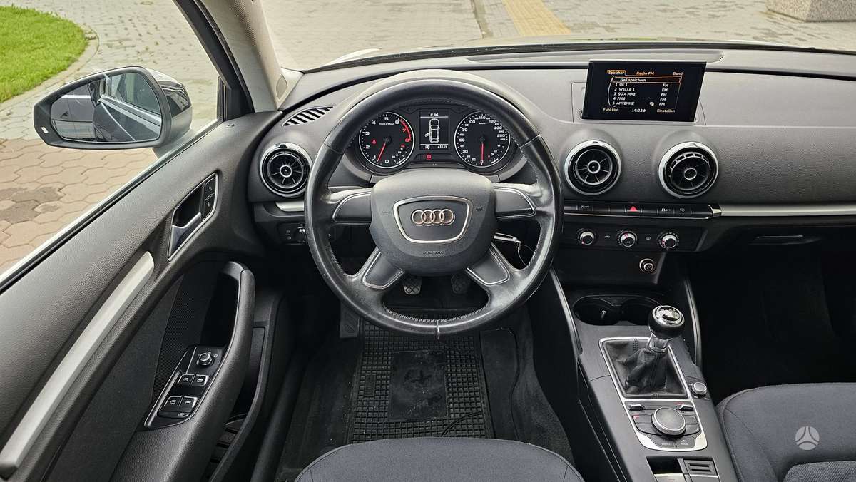 Audi A3, 1.2 l., hatchback