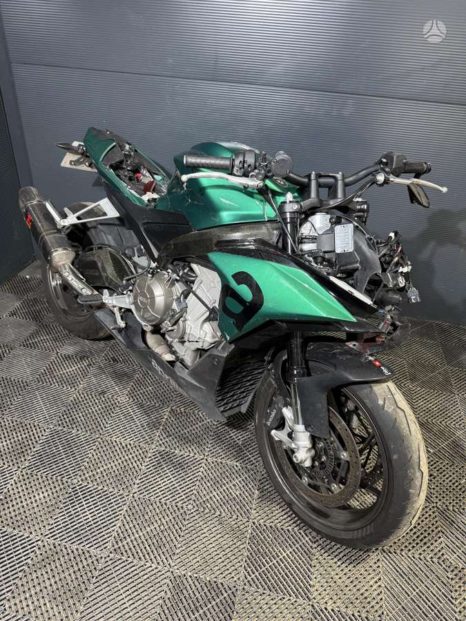 Aprilia Tuono 660cc, street / classic