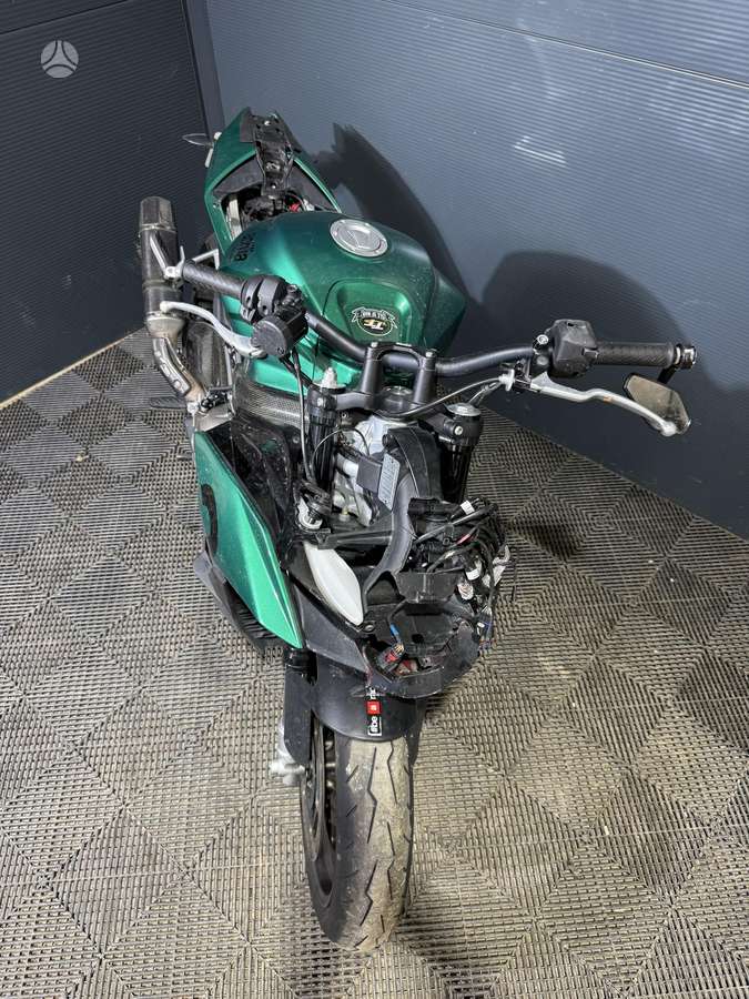 Aprilia Tuono 660cc, street / classic