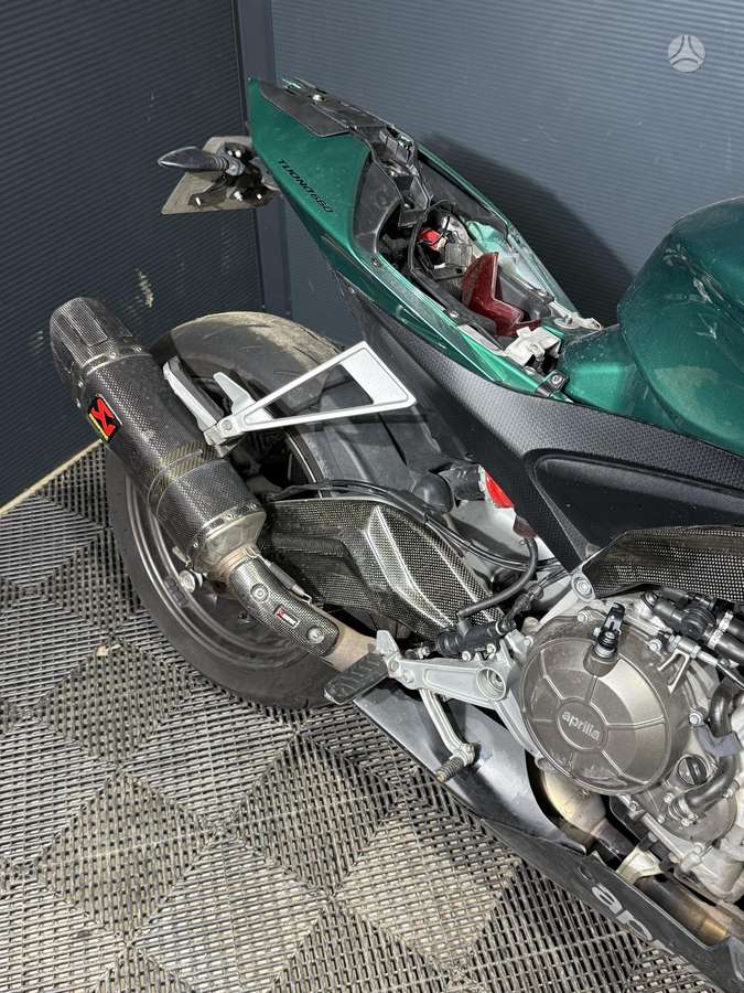 Aprilia Tuono 660cc, street / classic