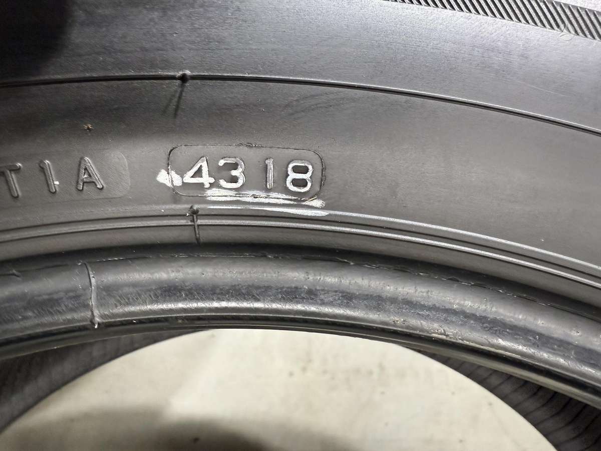Bridgestone Blizzak lm-80 evo, winter 235/60 R18