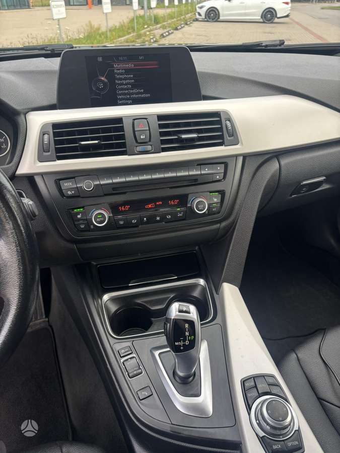 BMW 320, 2.0 l., universalas