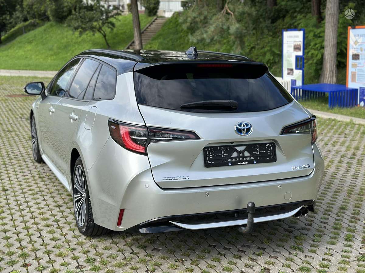 Toyota Corolla - 2