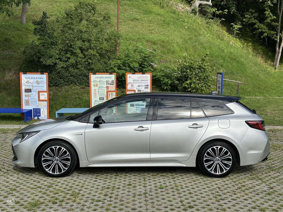 Toyota Corolla - 9