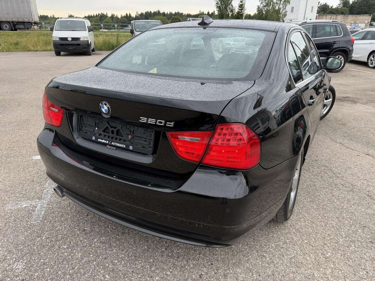 BMW 320, 2.0 l., sedanas