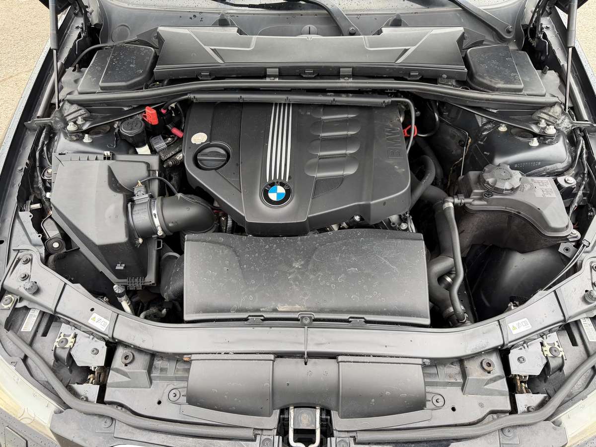 BMW 320, 2.0 l., sedanas