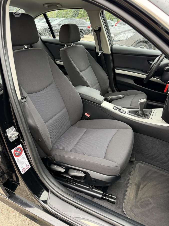 BMW 320, 2.0 l., Седан