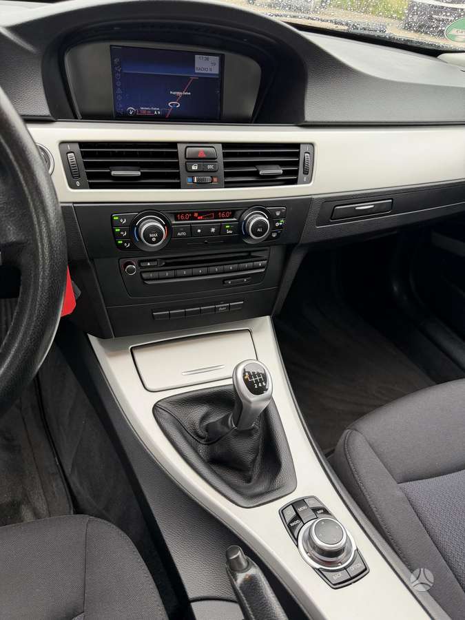 BMW 320, 2.0 l., sedanas