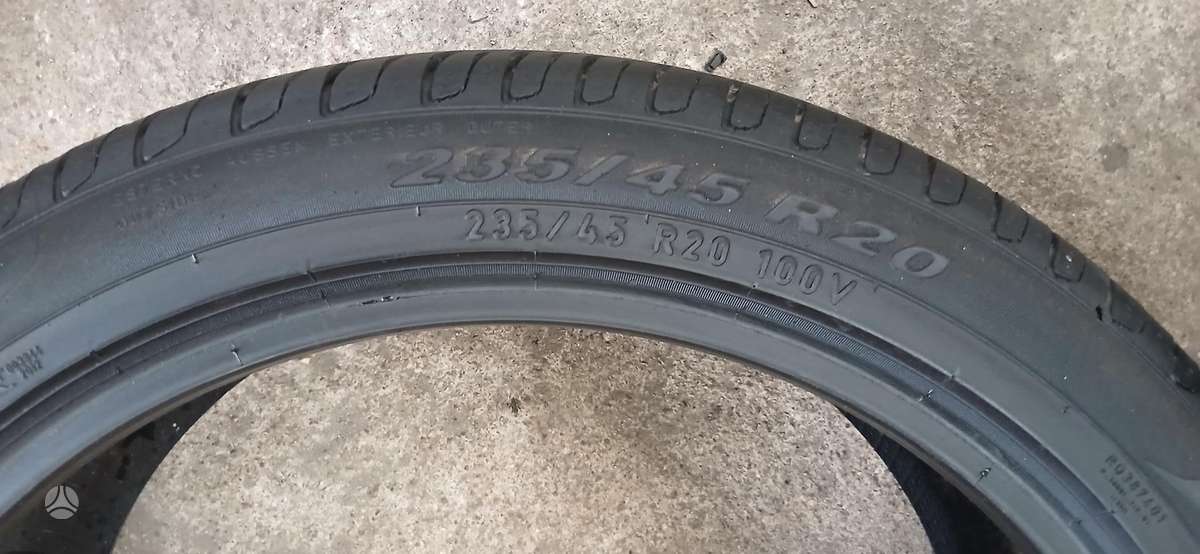 Pirelli, summer 235/45 R20
