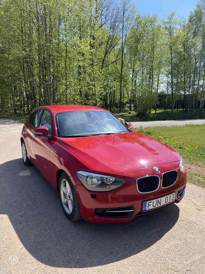 BMW 116, 2.0 l., hečbekas