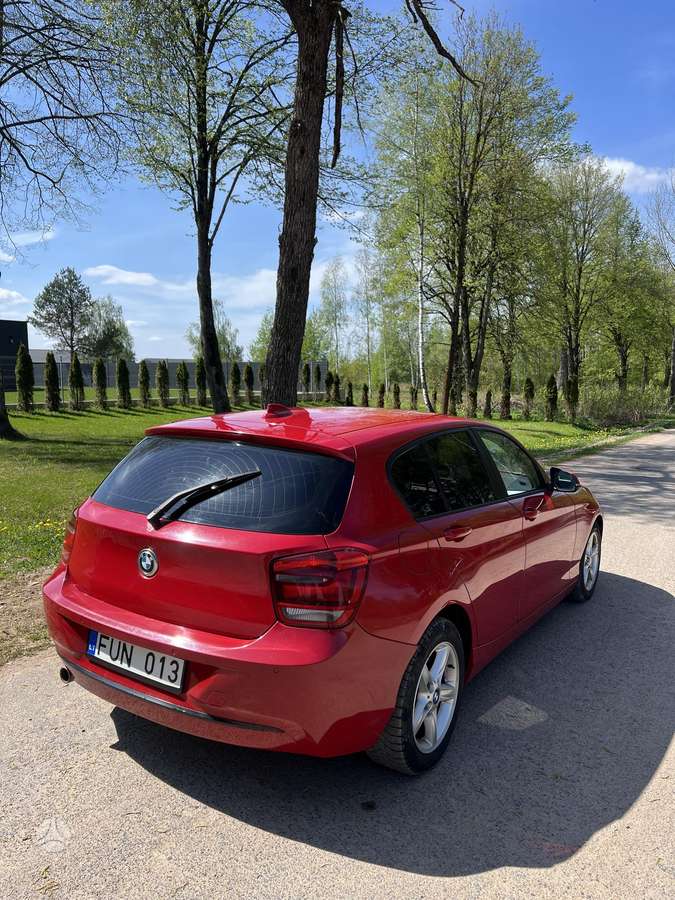 BMW 116, 2.0 l., hečbekas