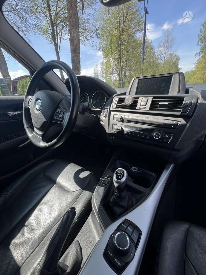 BMW 116, 2.0 l., hečbekas