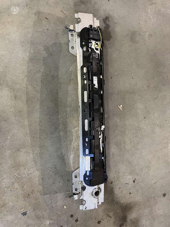 BMW X7 детали кузова