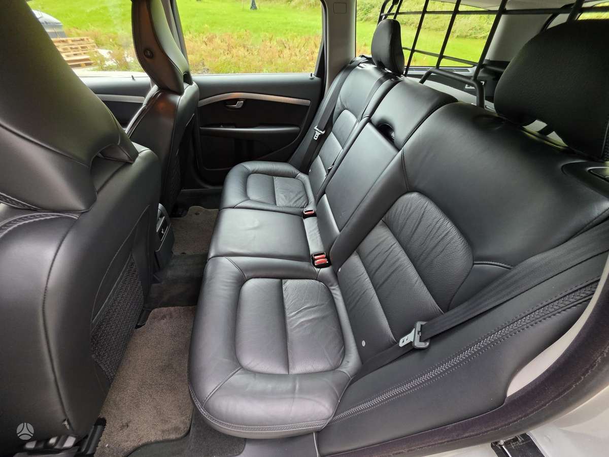 Volvo XC70, 2.4 l., Универсал