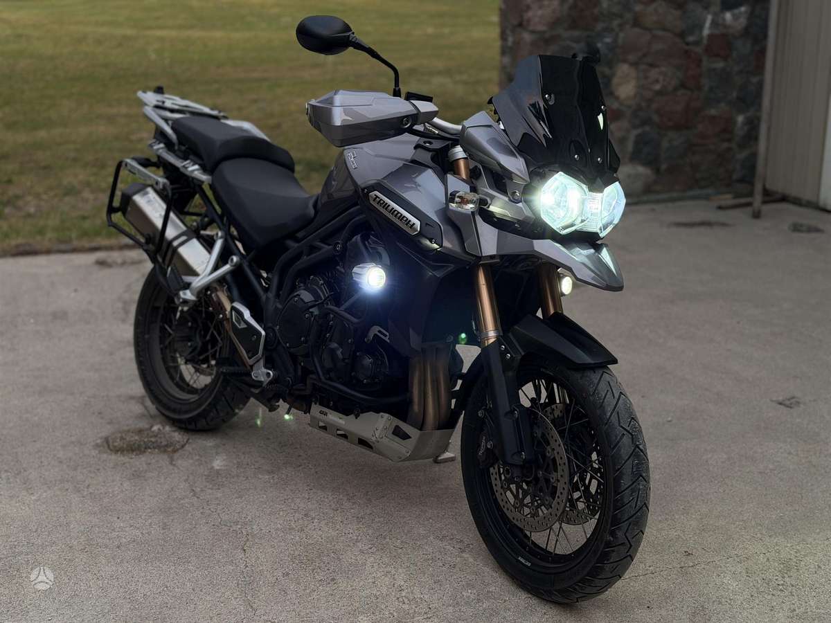 Triumph Tiger 1200cc, enduro / adventure
