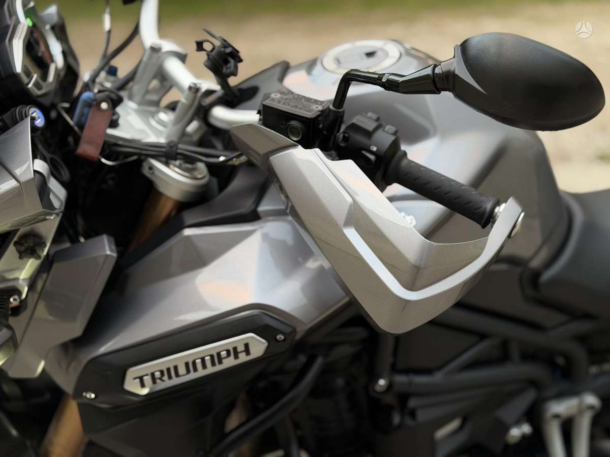 Triumph Tiger 1200cc, enduro / adventure