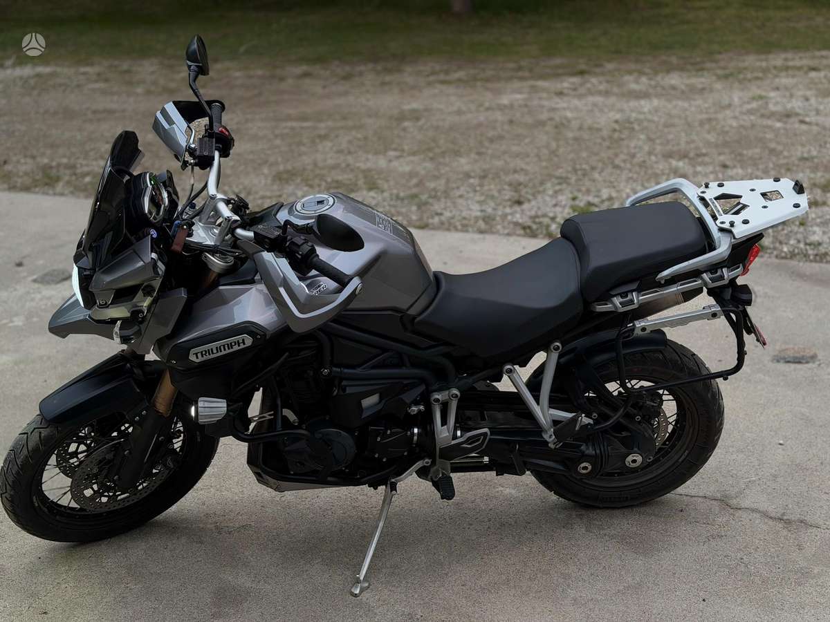 Triumph Tiger 1200cc, enduro / adventure