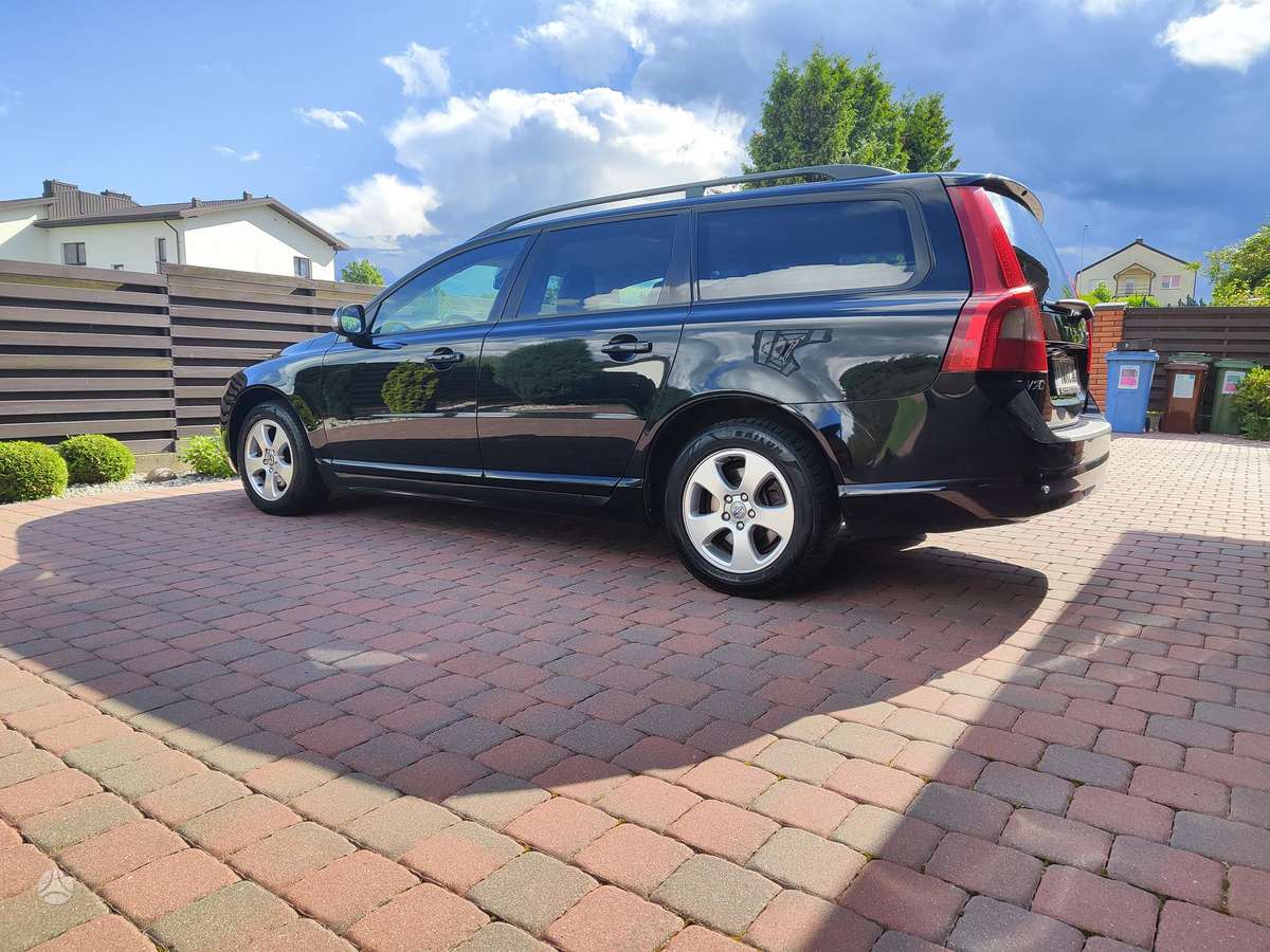 Volvo V70, 2.0 l., wagon