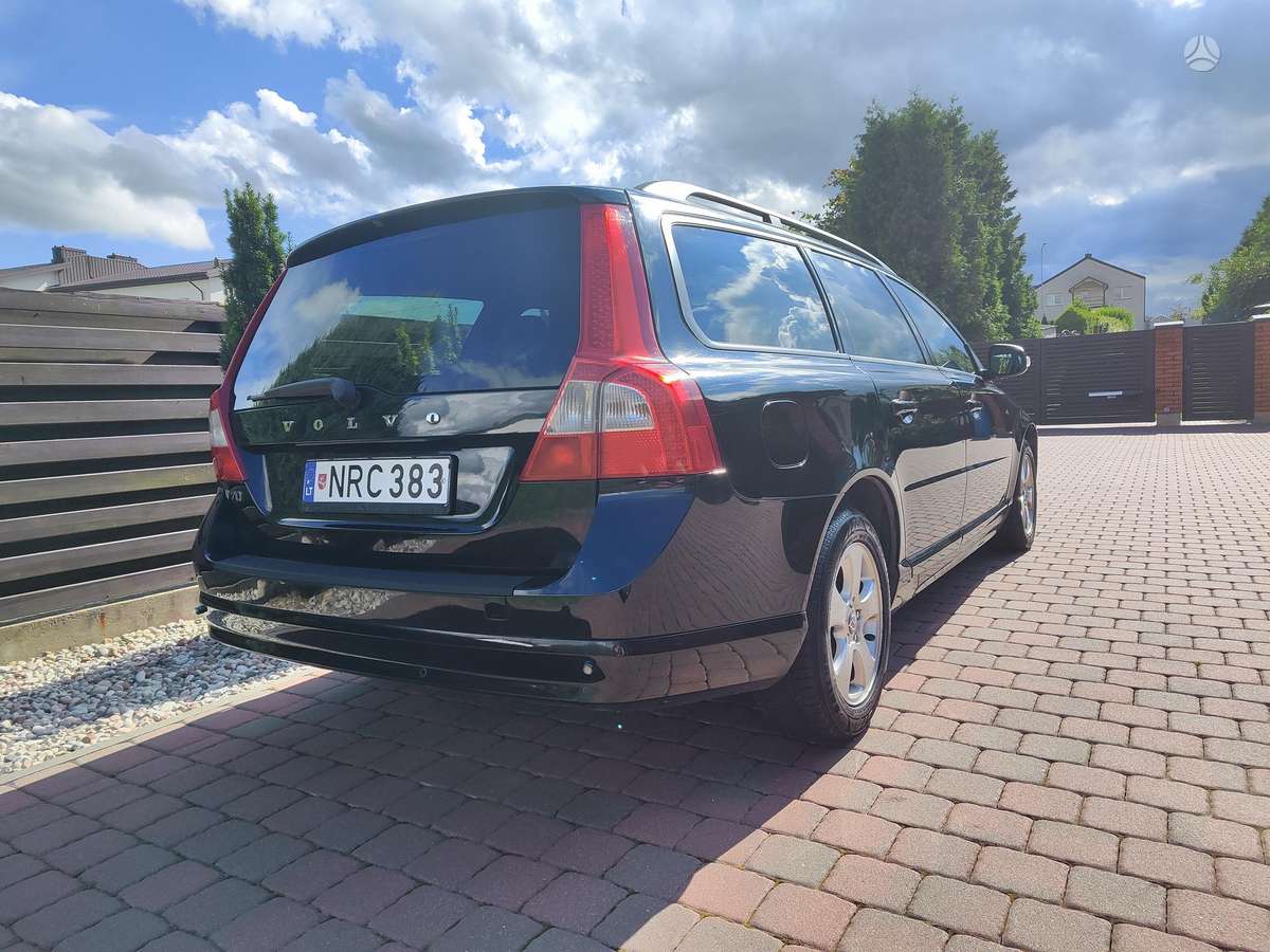 Volvo V70, 2.0 l., wagon