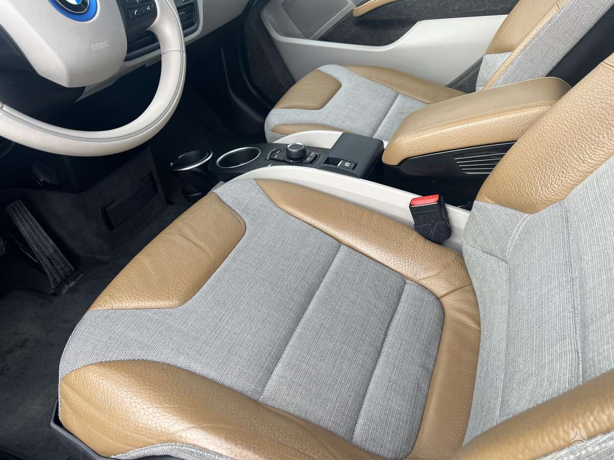 BMW i3, 19 kWh, hatchback