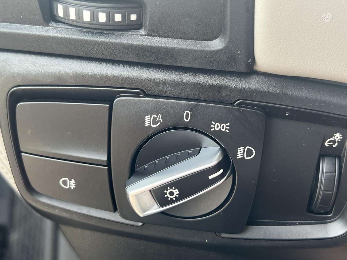BMW i3, 19 kWh, hatchback