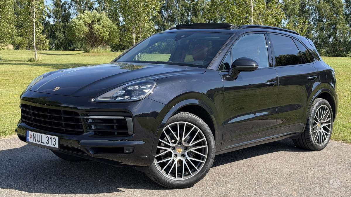 Porsche Cayenne - 1