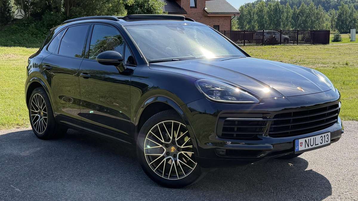 Porsche Cayenne - 3