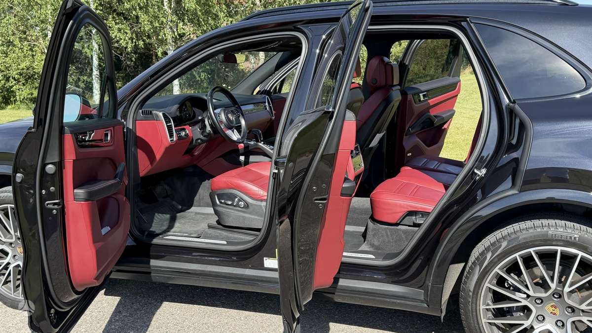 Porsche Cayenne - 6