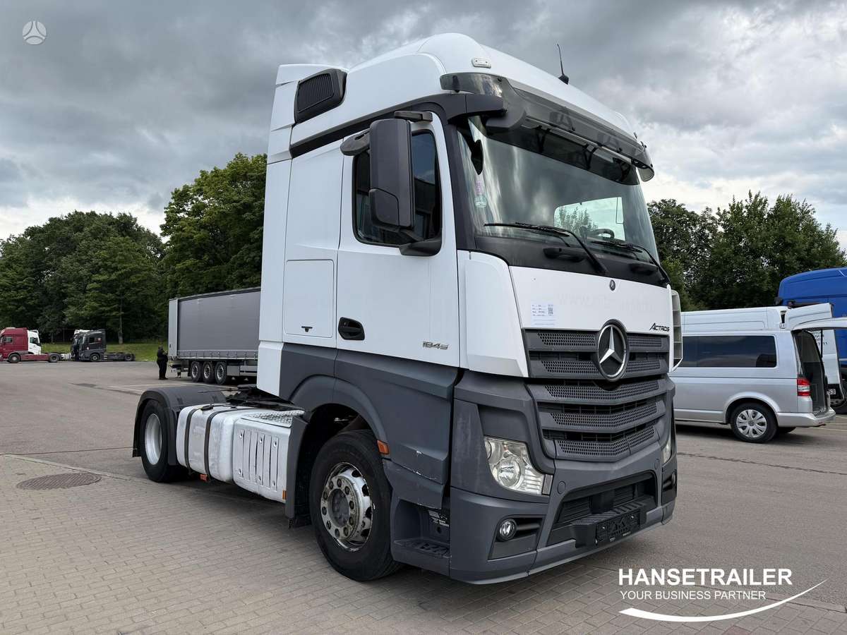 Mercedes-Benz Actros 1845 LS Big Space, double sleeper