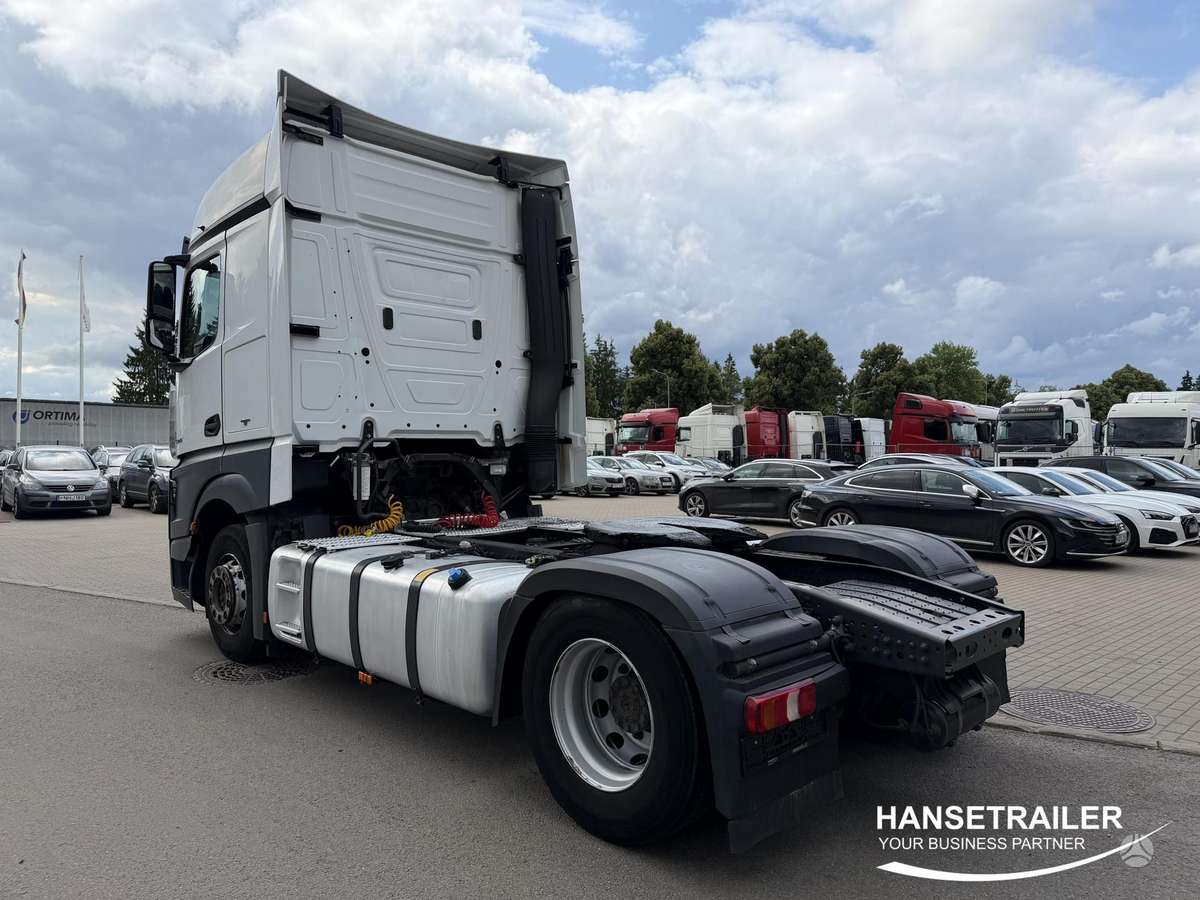 Mercedes-Benz Actros 1845 LS Big Space, double sleeper