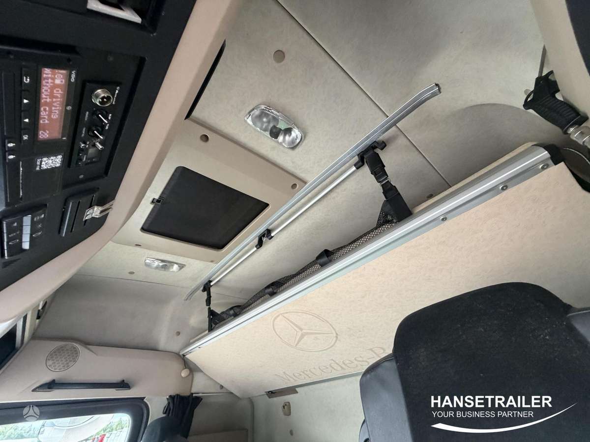 Mercedes-Benz Actros 1845 LS Big Space, double sleeper