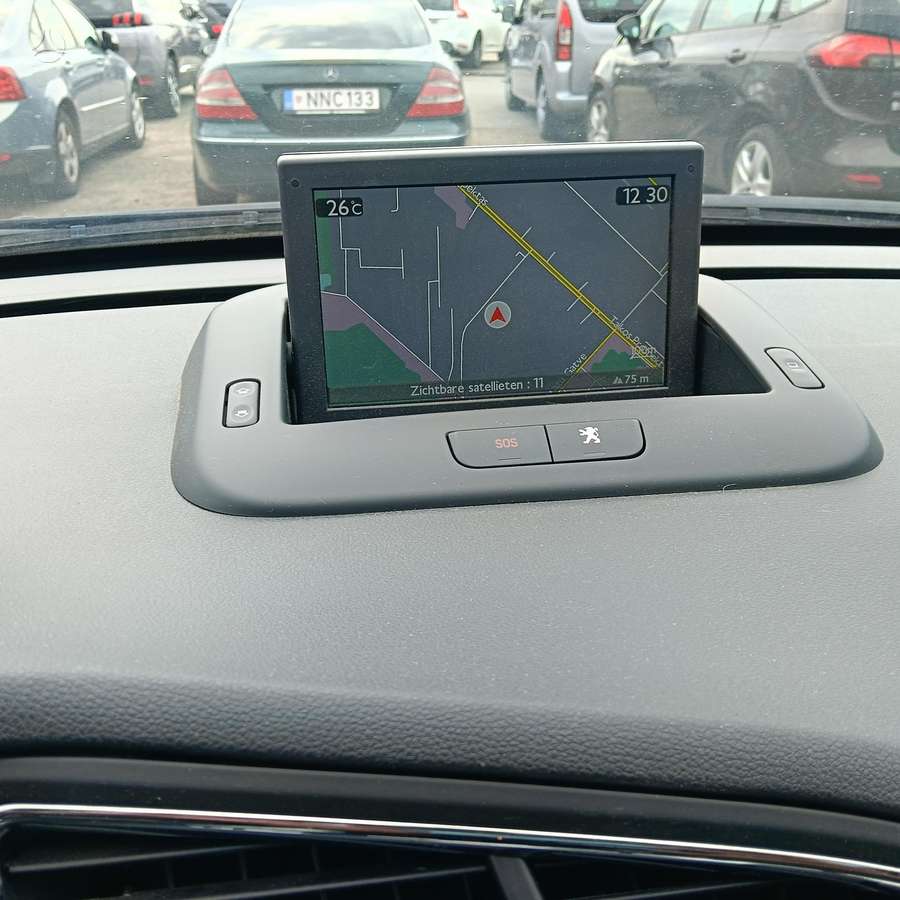 Peugeot 5008 - 10