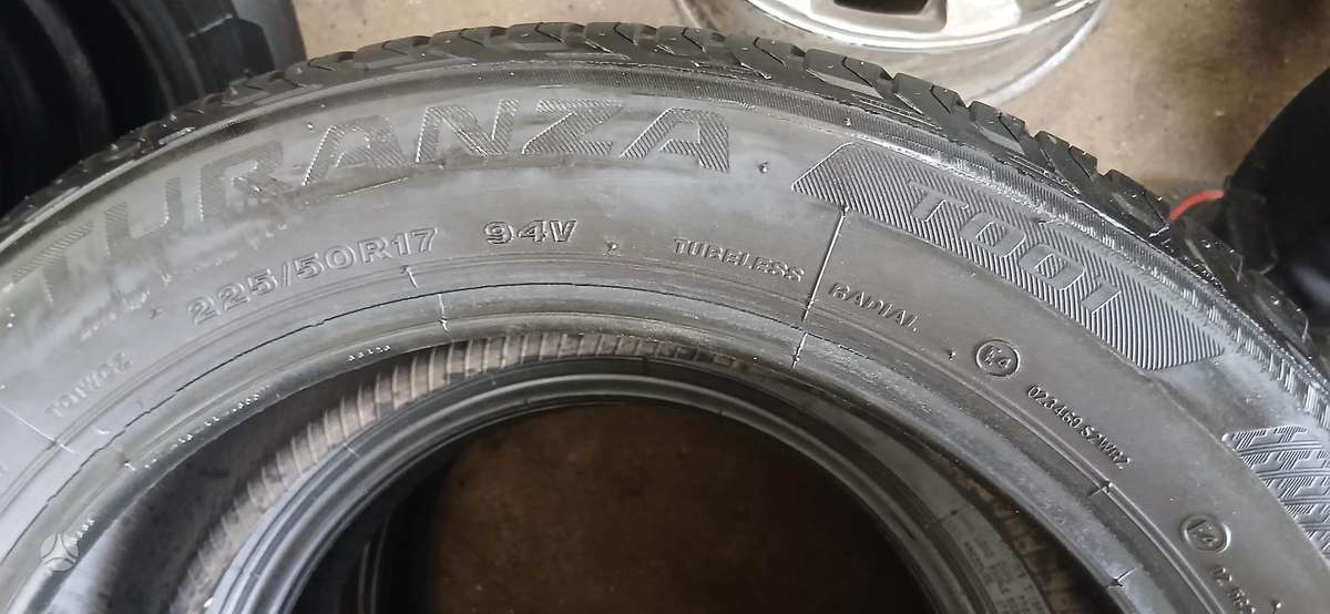 Bridgestone, summer 225/50 R17