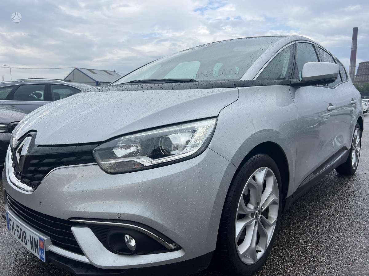 Renault Grand Scenic - 1