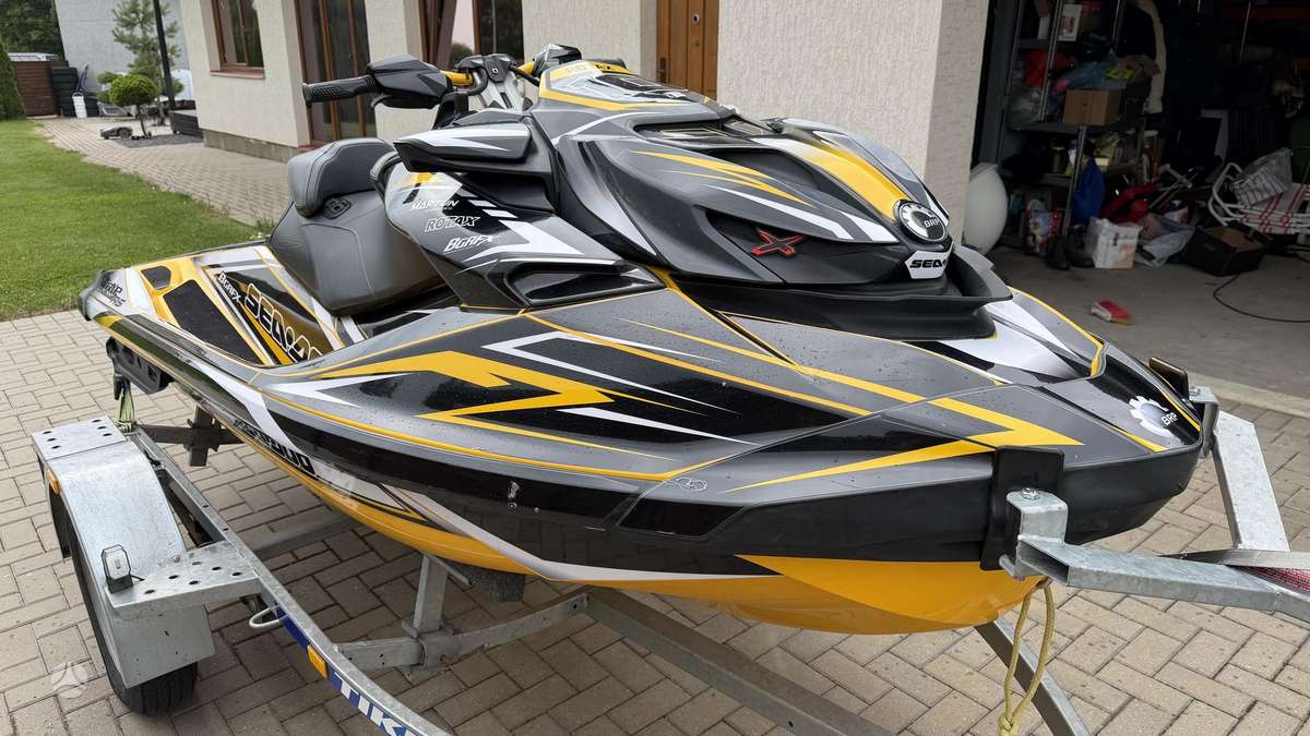Sea-Doo RXP-XRS, водные мотоциклы