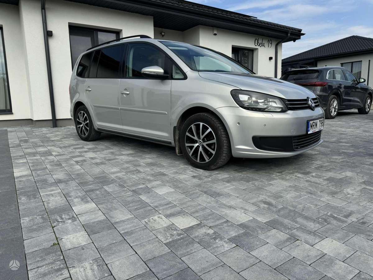 Volkswagen Touran - 2
