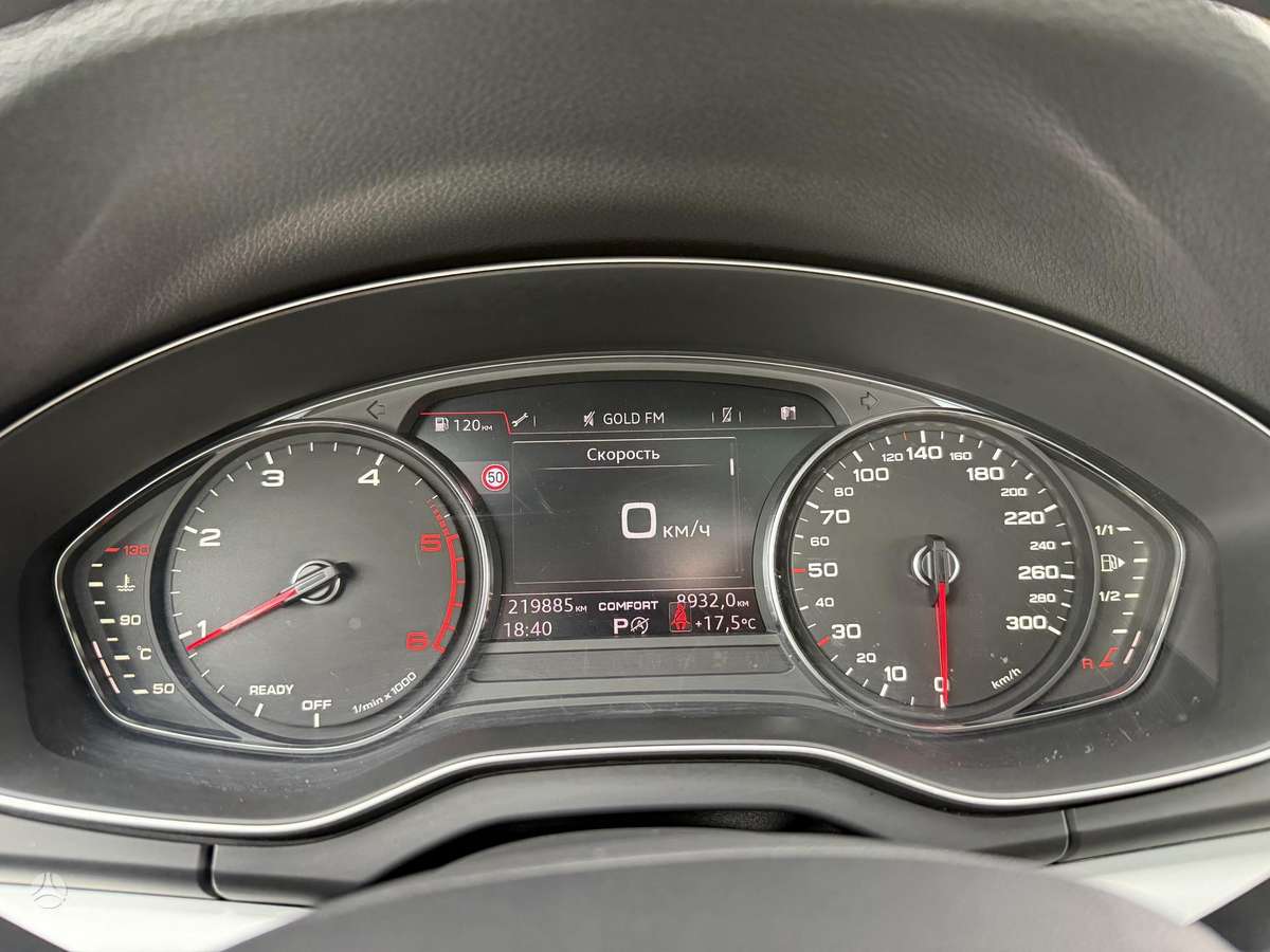 Audi Q5, 2.0 l., off-road / crossover