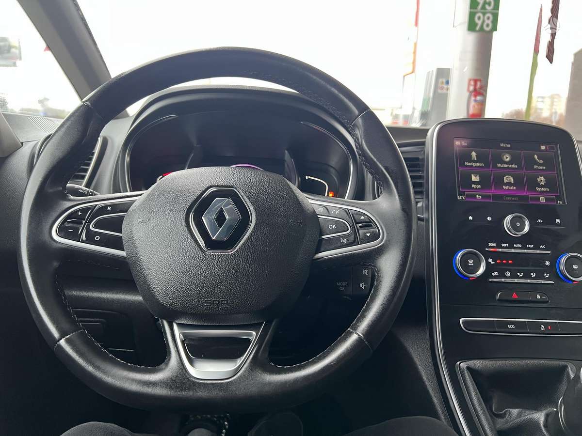 Renault Grand Scenic - 12