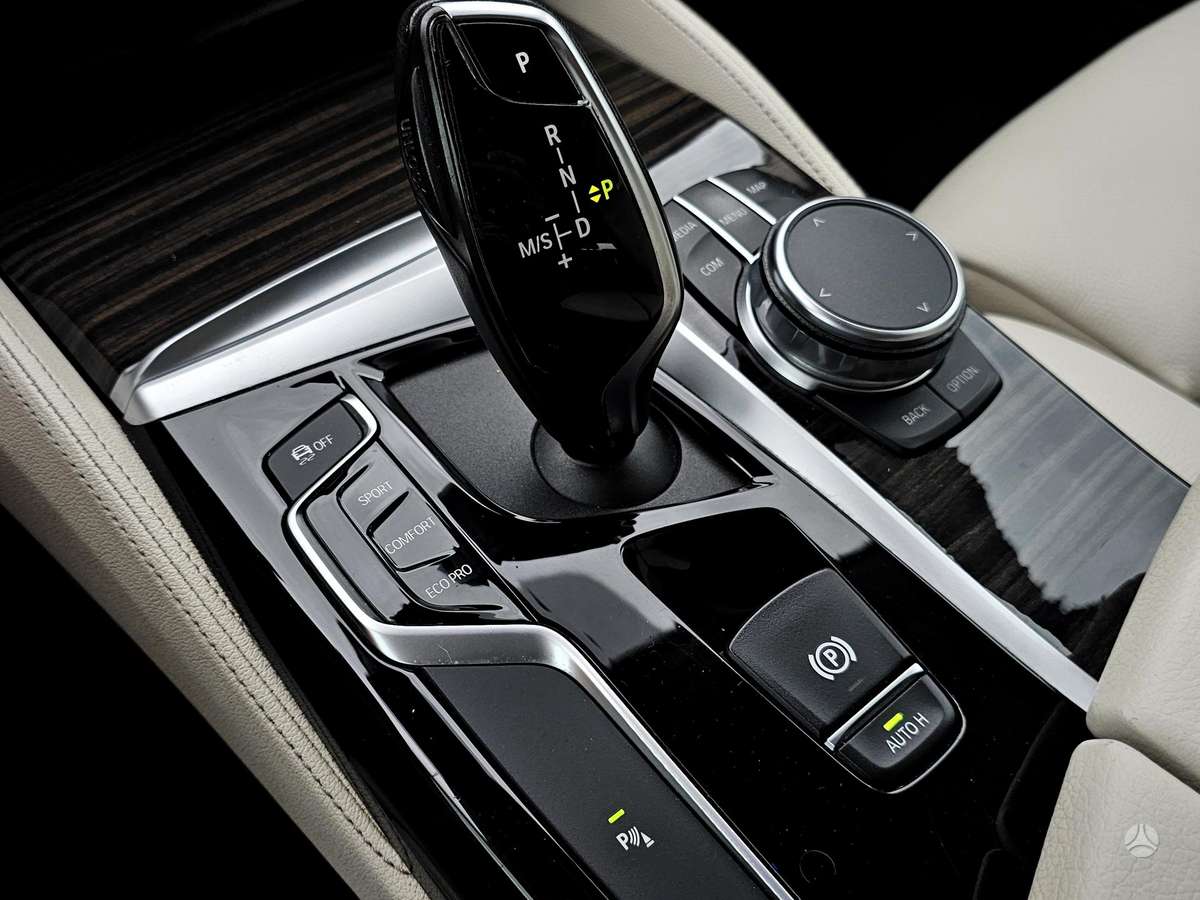 BMW 520, 2.0 l., wagon