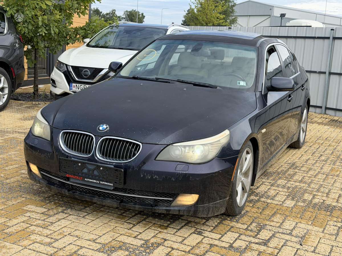 BMW 528, 3.0 l., Седан