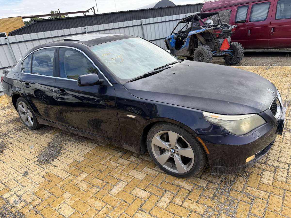 BMW 528, 3.0 l., Седан