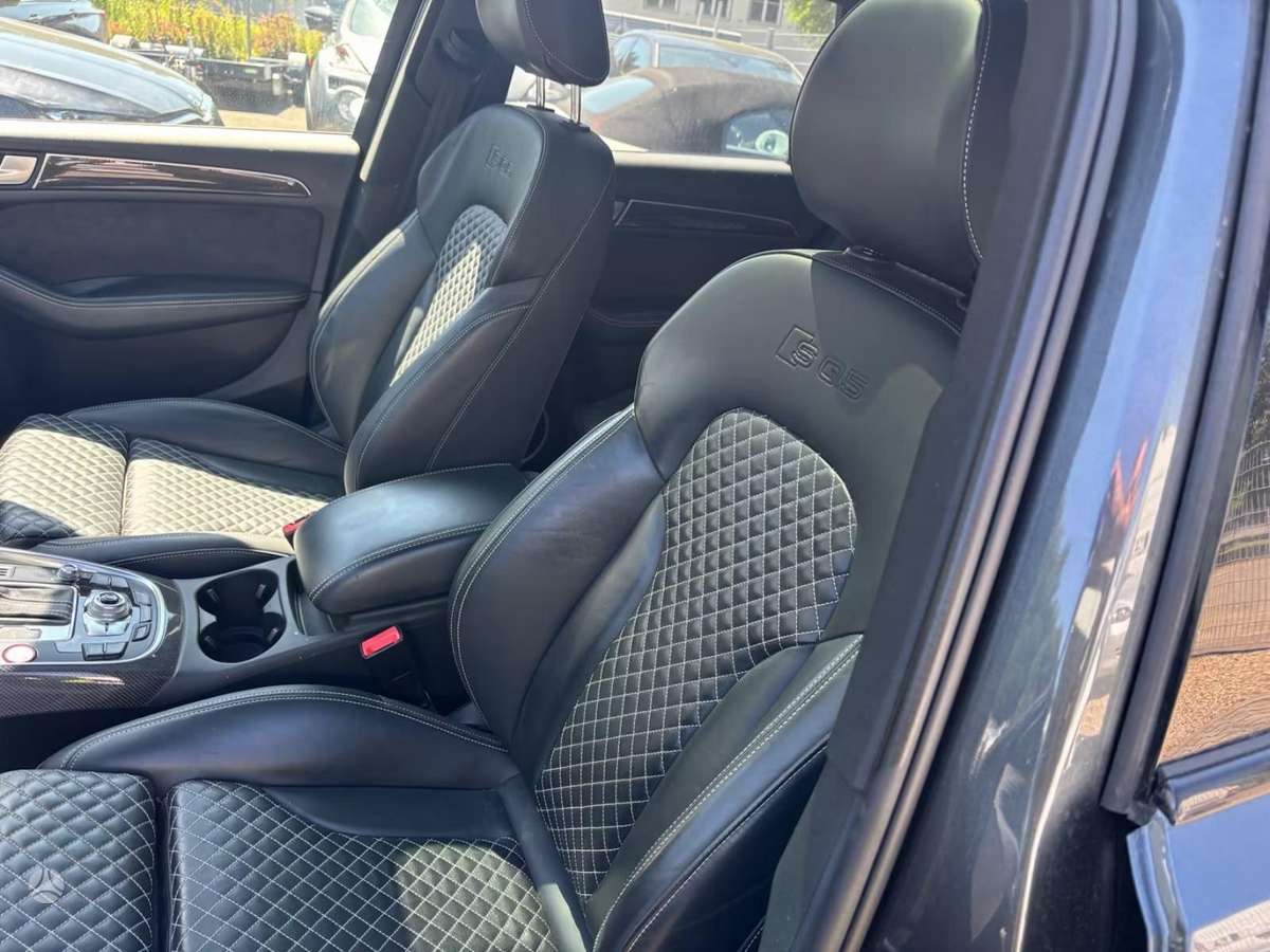 Audi SQ5 Audi sq5 dalimis