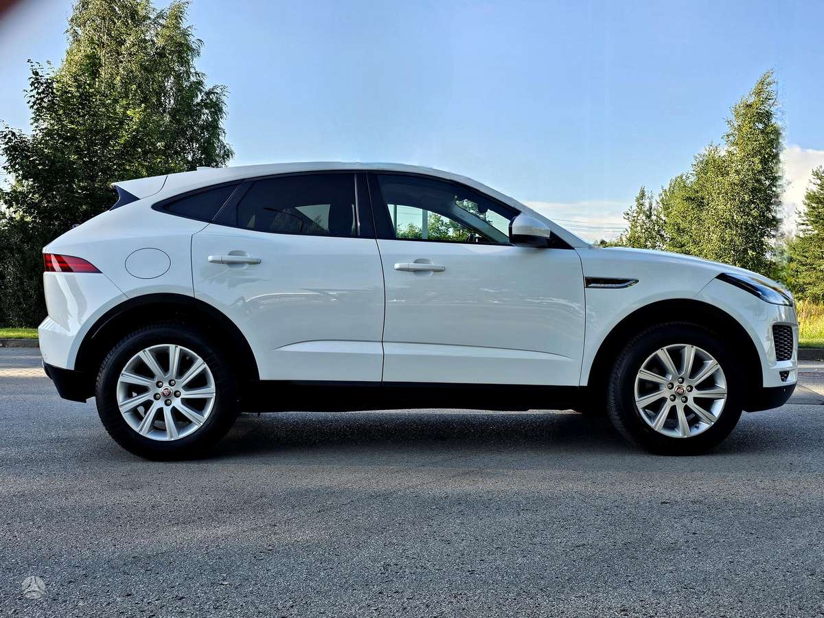 Jaguar E-Pace, 2.0 l., off-road / crossover