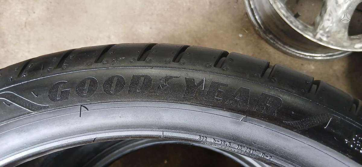 Goodyear, vasarinės 245/35 R20
