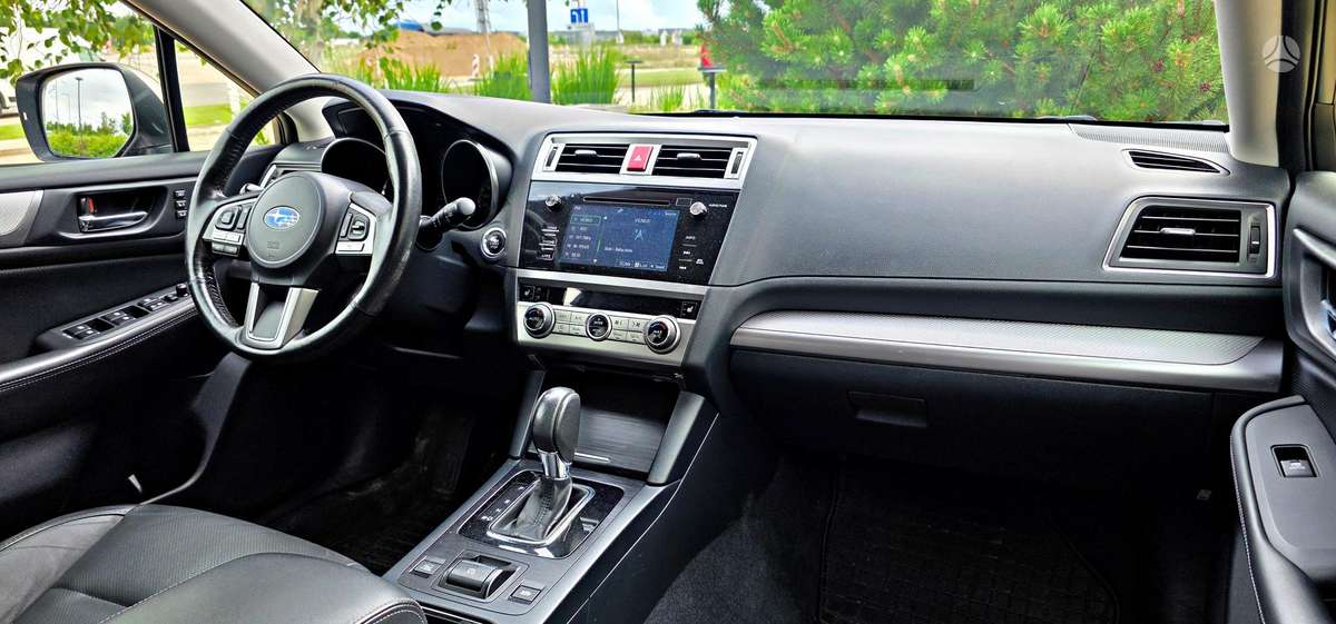 Subaru Outback, 2.0 l., off-road / crossover