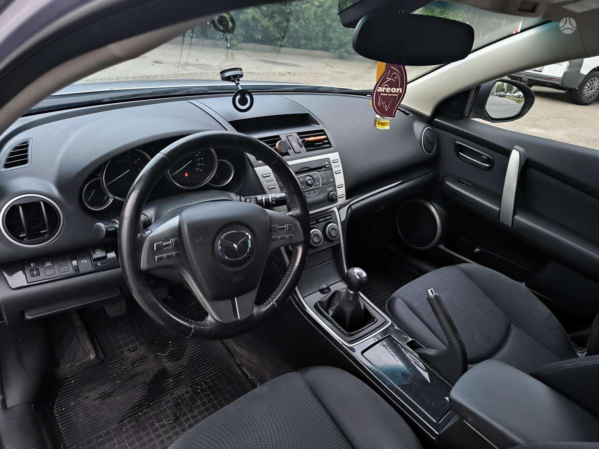 Mazda 6, 1.8 l., hatchback