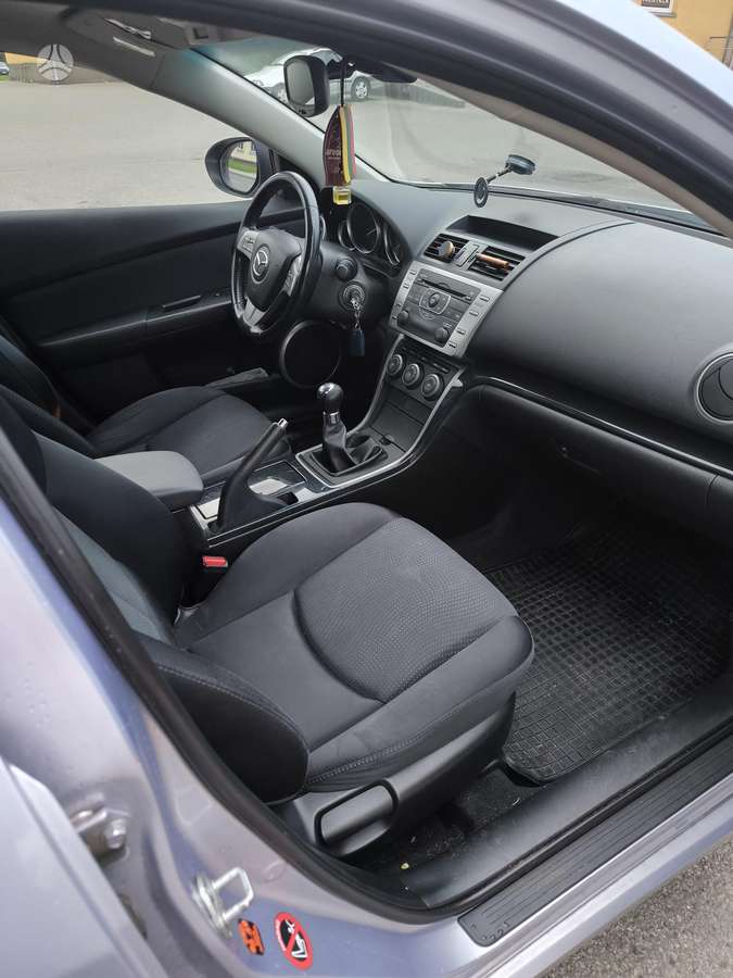 Mazda 6, 1.8 l., hatchback