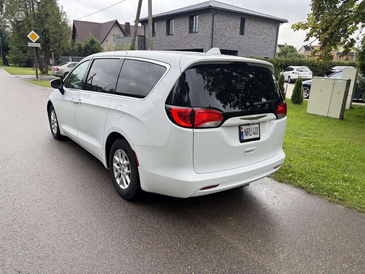 Chrysler Pacifica, 3.6 l., Минивэн